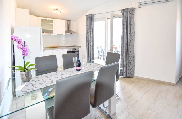 80 m² Apartment ∙ 2 bedrooms ∙ 4 guests