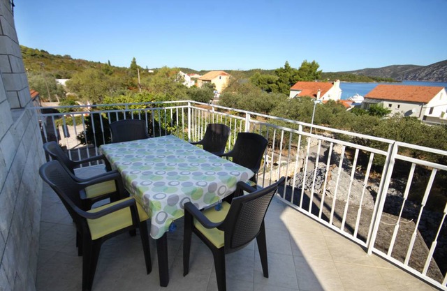 80 m² Apartment ∙ 3 bedrooms ∙ 6 guests