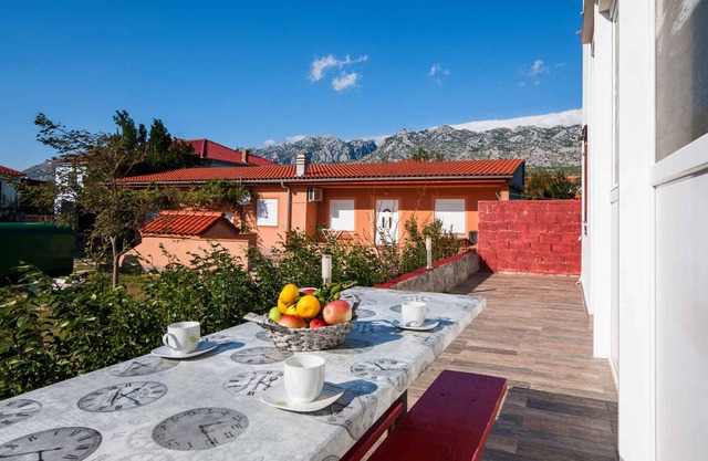 90 m² Apartment ∙ 2 bedrooms ∙ 5 guests