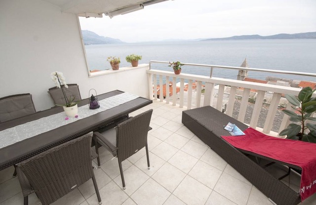 90 m² Apartment ∙ 2 bedrooms ∙ 5 guests