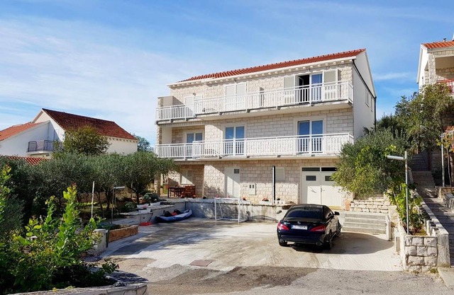 90 m² Apartment ∙ 2 bedrooms ∙ 6 guests