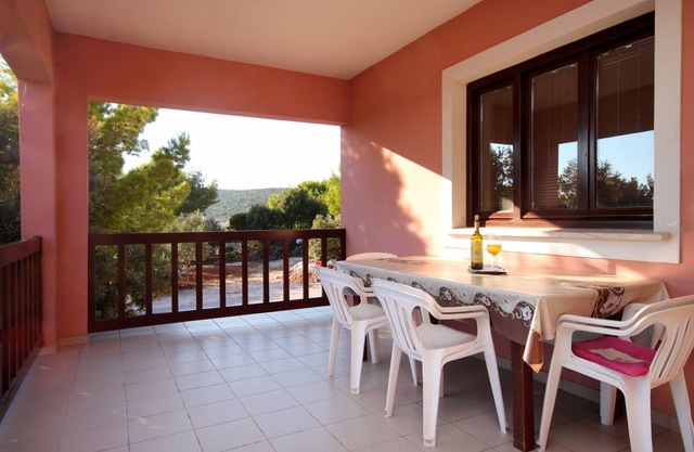 92 m² Apartment ∙ 3 bedrooms ∙ 6 guests