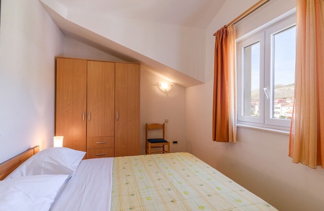Apartmens Mary Nice house with multiple apartments 4