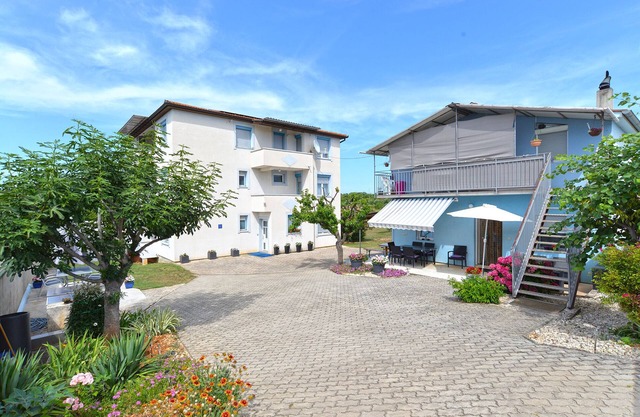 Apartment 2071/34107 (Istria - Stinjan), 500m from the beach