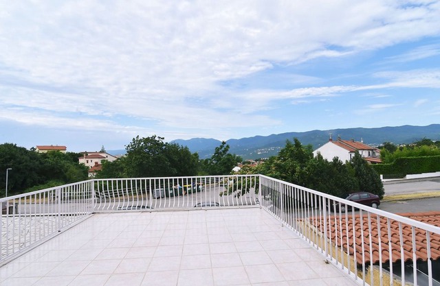 Apartment Dragora (71641-A1) - Kastav
