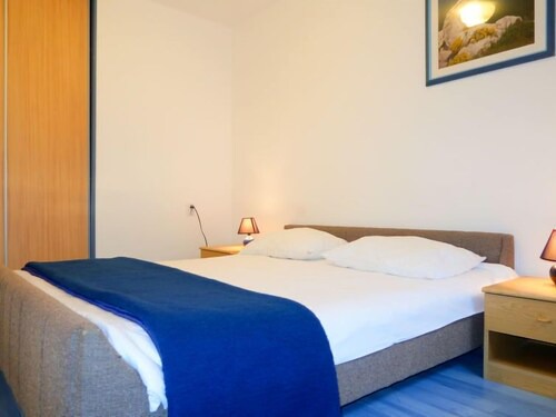 Apartment Jurkovic (NJI101) in Krk/Njivice - 4 persons, 2 bedrooms