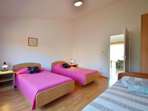 Apartment Lucija in Zadar/Kožino - 5 persons, 2 bedrooms