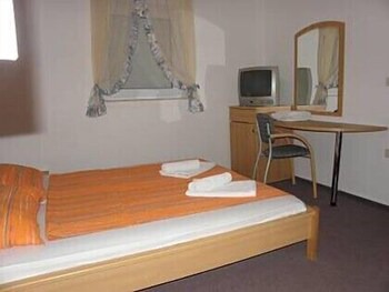 Apartment Monika - 10m from sea: SA22(2+1) - Vir, Zadar riviera, Croatia