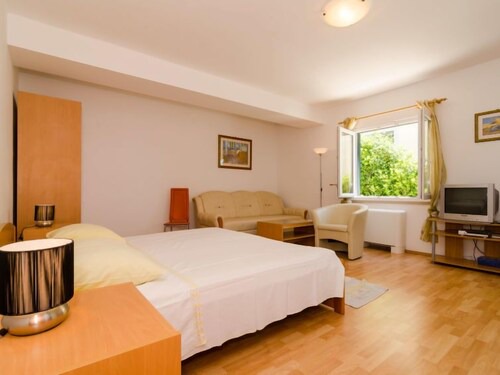 Apartment Plavac Mali in Trstenik/Dingač - 2 persons, 1 bedrooms