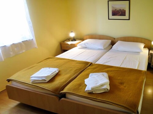 Apartment Ruža (PUL611) in Pula - 4 persons, 2 bedrooms