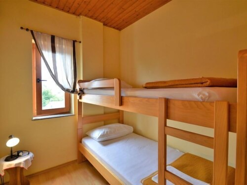 Apartment Ruža (PUL613) in Pula - 4 persons, 2 bedrooms