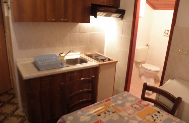 Apartment Sandy beach - afordable with parking: A4-19(4) - Vlasici, Island Pag, Croatia