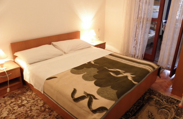 Apartment Sandy beach - afordable with parking: A2-16(2+2) - Vlasici, Island Pag, Croatia