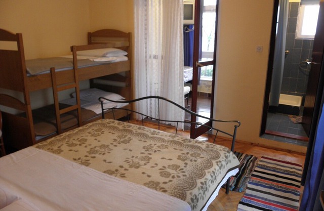 Apartment Sandy beach - afordable with parking: A1-10(4) - Vlasici, Island Pag, Croatia
