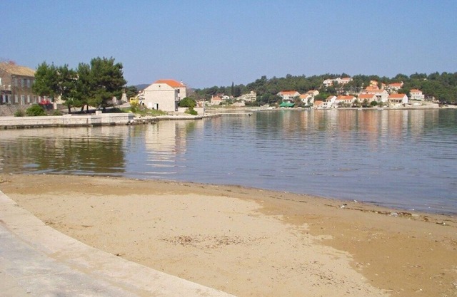 Apartments Željko, (8278), Lumbarda, hr