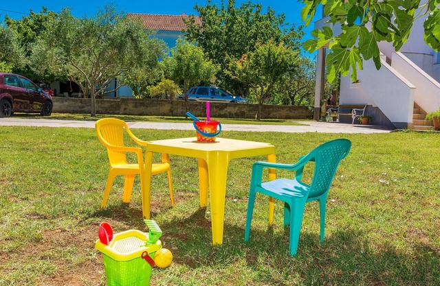 Apartments Blanka, (14960), Privlaka, hr