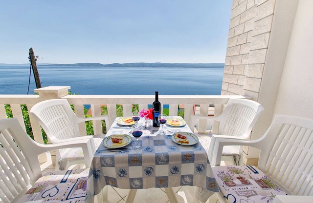 Apartments Bogdan (35311-A1) - Pisak