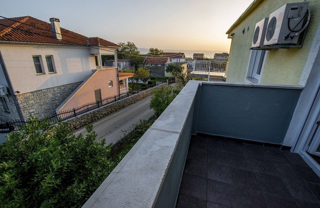 Apartments Nada (42012-A4) - Starigrad Paklenica