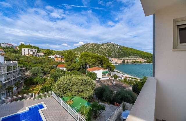 Apartments Jakov (32601-A4) - Marina