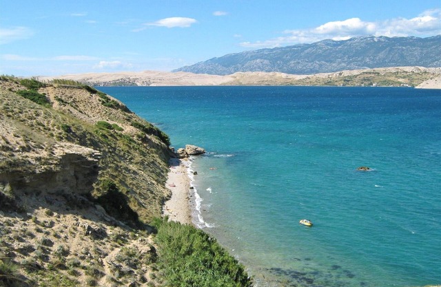 Apartments Lucija, (14803), Pag, Croatia
