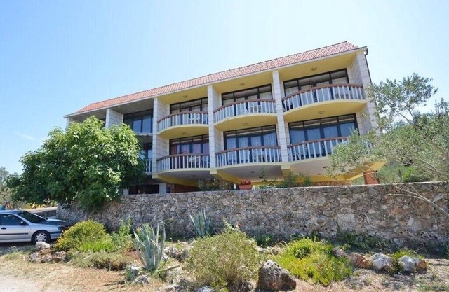 Apartments Marica, (3364), Lumbarda, hr