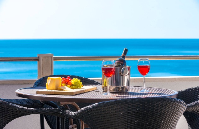 Apartments Maris-Two Bedroom Apartment with Terrace and Sea View-address Plat 21