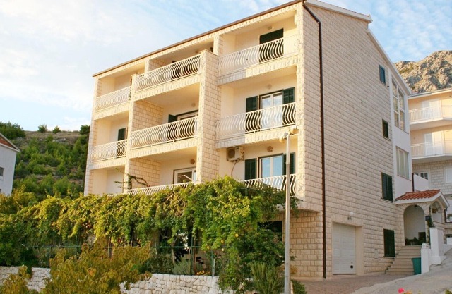 Apartments Matija, (11781), Duće, Croatia