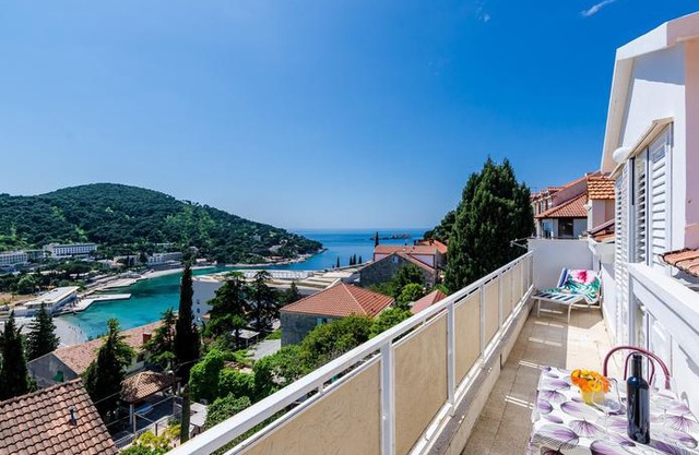 Apartments Mirjana