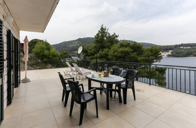 Apartments Posta - One-Bedroom Apartment with Terrace and Sea View (4 Adults)
