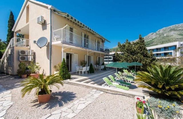 Apartments & Rooms Jokovic-Deluxe Studio Apartment with Terrace and Partial Sea View