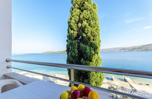 Apartments Rozalija (58531-A1) - Razanj