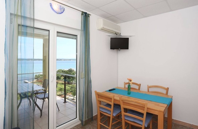 Apartments Vista (14665-A2) - Tkon - island Pasman