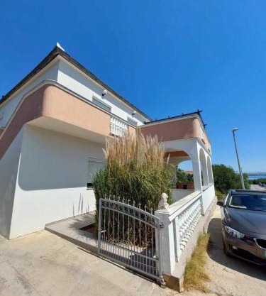 Apartments with parking space Kraj, Pasman - 335