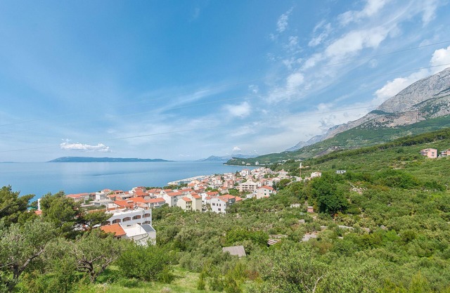 Apartments Zorica (45341-A2) - Tucepi
