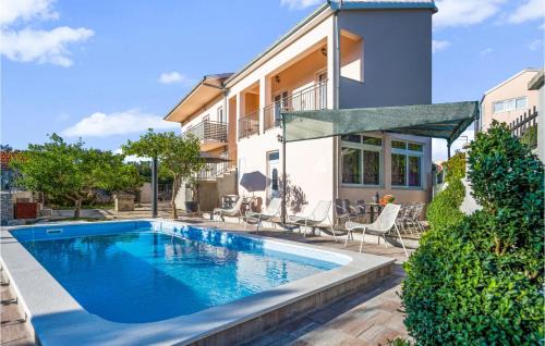 Razanj Outdoor Swimming 