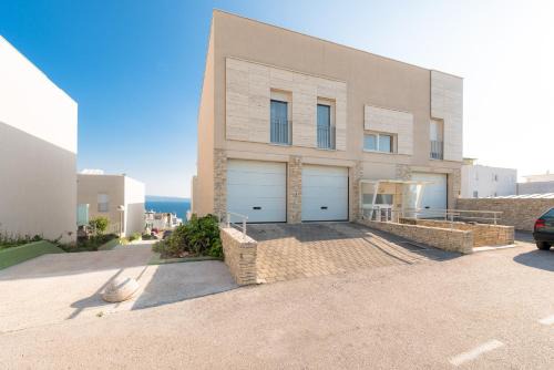 Comfort LUXE Adriatic View & JACUZZI Znjan BEACH