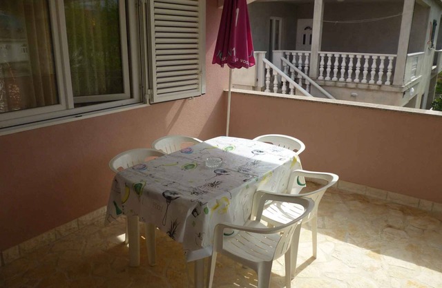 Holiday apartment mit Klimaanlage und Balkon