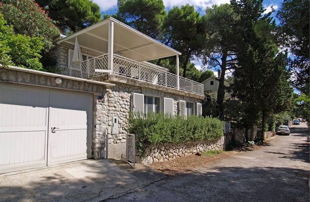 Holiday apartment near the beach
