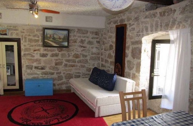 Holiday apartment 50 m from the beach