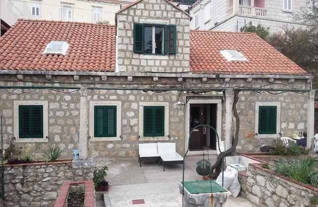 Holiday apartment Dubrovnik for 1 - 9 persons with 4 bedrooms - Row house