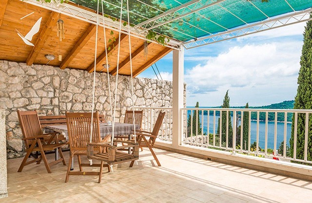 Holiday apartment Dubrovnik for 1 - 4 persons with 2 bedrooms - Holiday apartment
