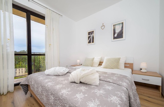 Holiday apartment Pula for 1 - 4 persons with 2 bedrooms - Row house