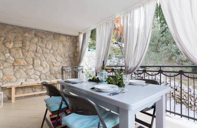 Holiday apartment Zaton for 1 - 4 persons with 2 bedrooms - Row house