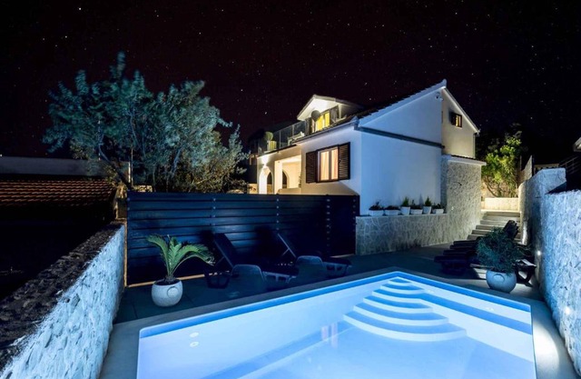 Holiday home in Sevid 7366