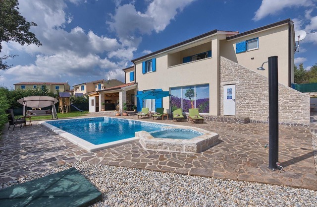 Holiday Zminj Persons Bedrooms