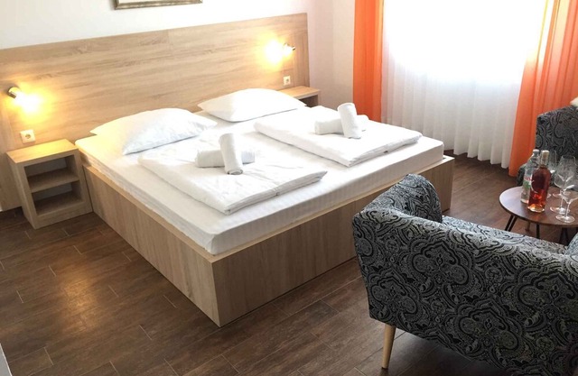 Holiday room with sea view