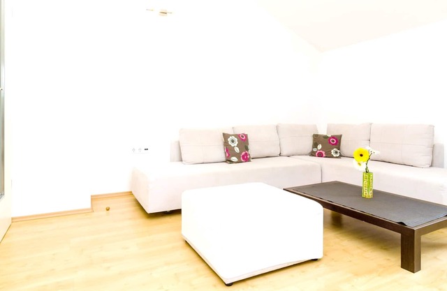 Homerez - 300 m away from the beach! Nice appartement for 4 ppl. at Dubrovnik