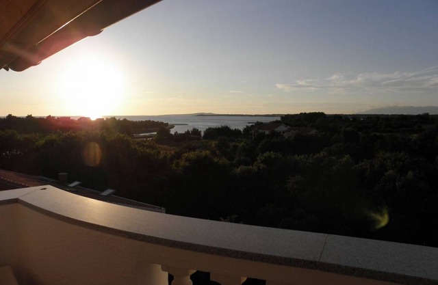Kate - with nice view: A2 (4) - Zaton (Zadar)