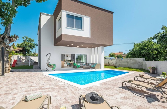 Look forward to a vacation in a very quiet location and leave everyday life behind!