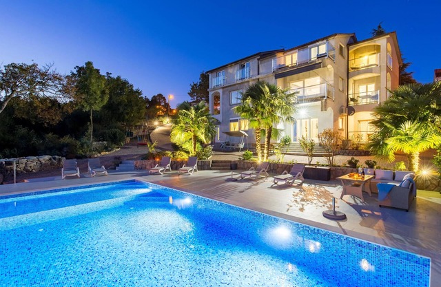 Lovely apartment in Rijeka with WiFi